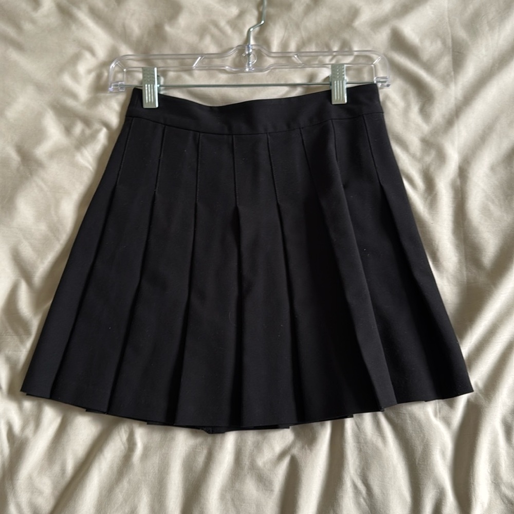 Aritzia tennis skirt
